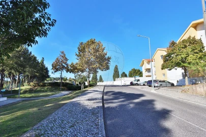 Apartamento T1 para Venda em Queluz e Belas