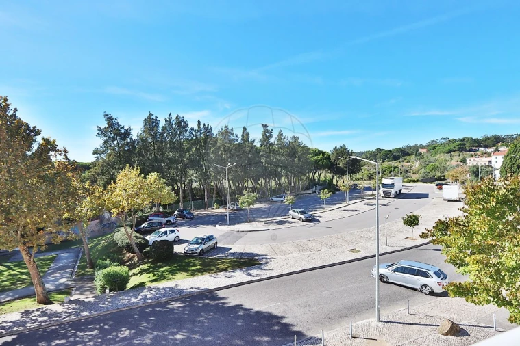 Apartamento T1 para Venda em Queluz e Belas Foto 17