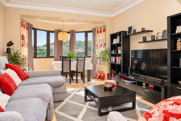 Apartamento T3 para Venda em Carregado e Cadafais Foto 8