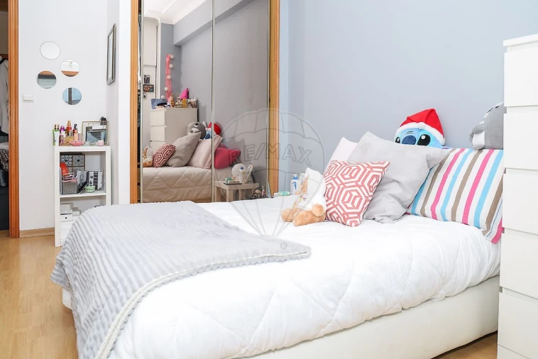 Apartamento T3 para Venda em Carregado e Cadafais Foto 14