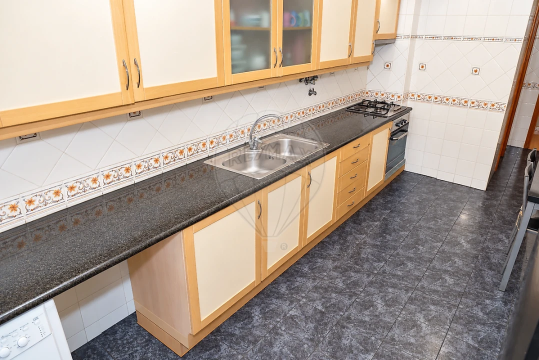 Apartamento T3 para Venda em Carregado e Cadafais Foto 4