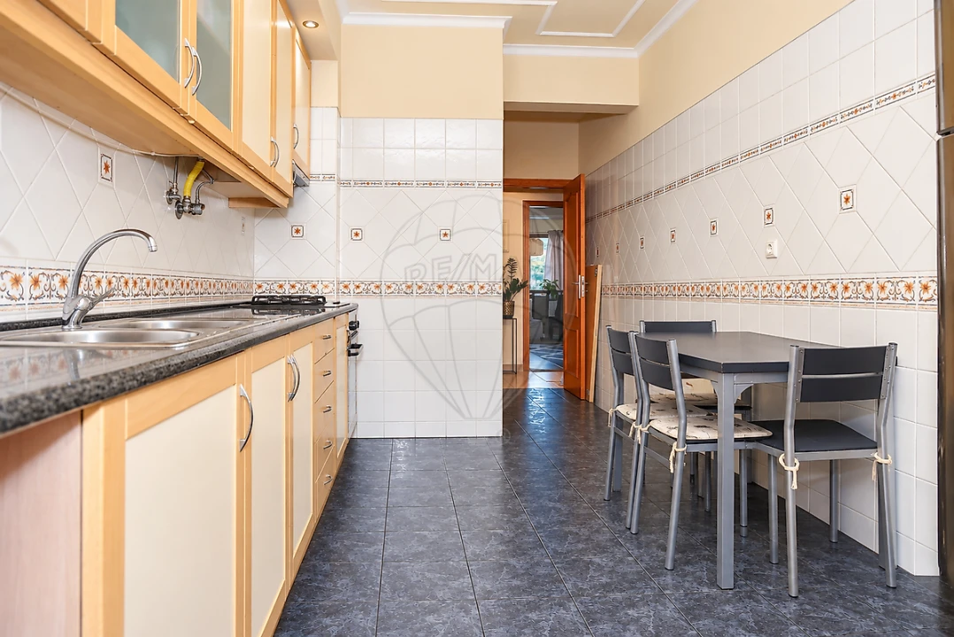 Apartamento T3 para Venda em Carregado e Cadafais Foto 5