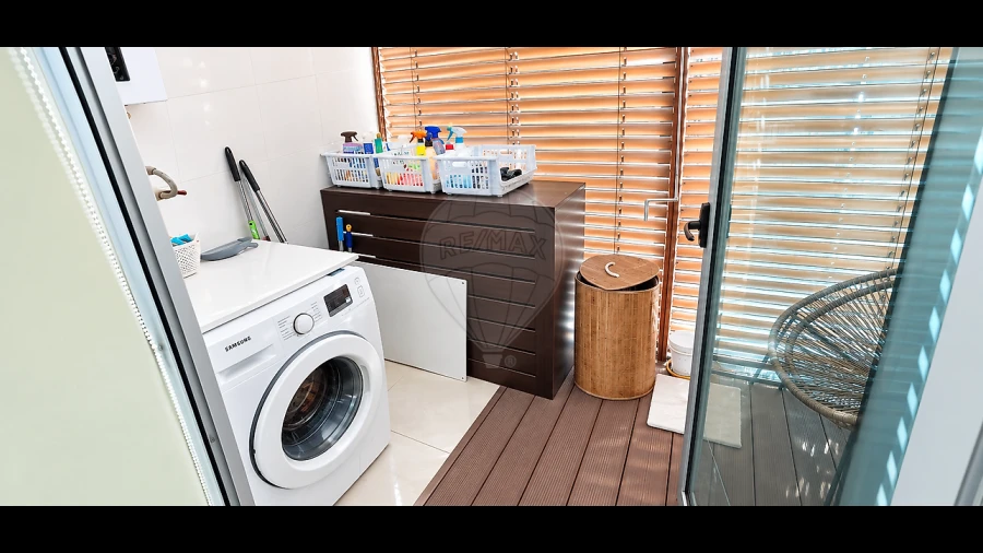 Apartamento T3 para Arrendamento em Glória e Vera Cruz
