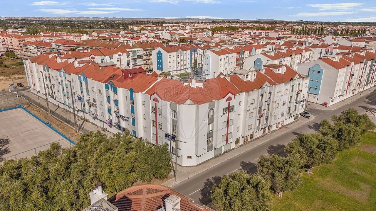 Apartamento T3 para Venda em Pinhal Novo Foto 30