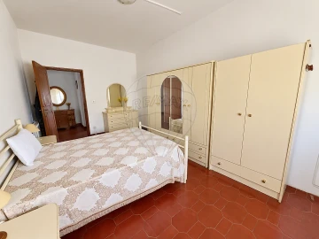 Moradia T3 para Venda em São Pedro Velho