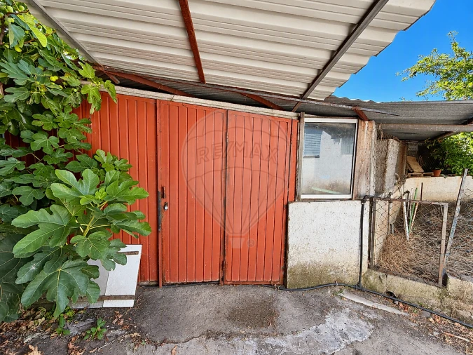 Moradia T3 para Venda em São Pedro Velho Foto 29