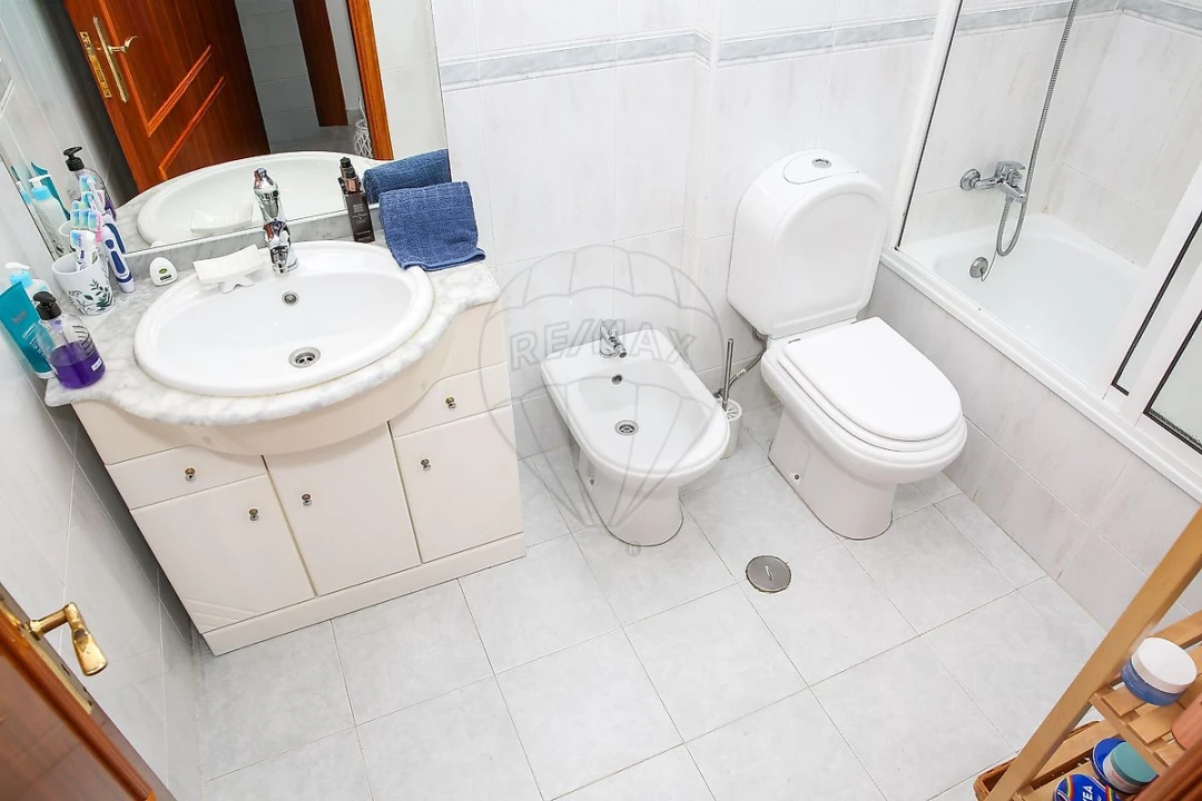 Apartamento T2 para Venda em Cacém e São Marcos Foto 19