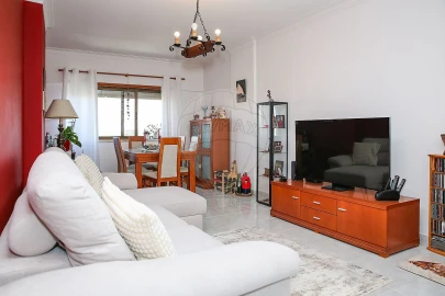 Apartamento T2 para Venda em Cacém e São Marcos