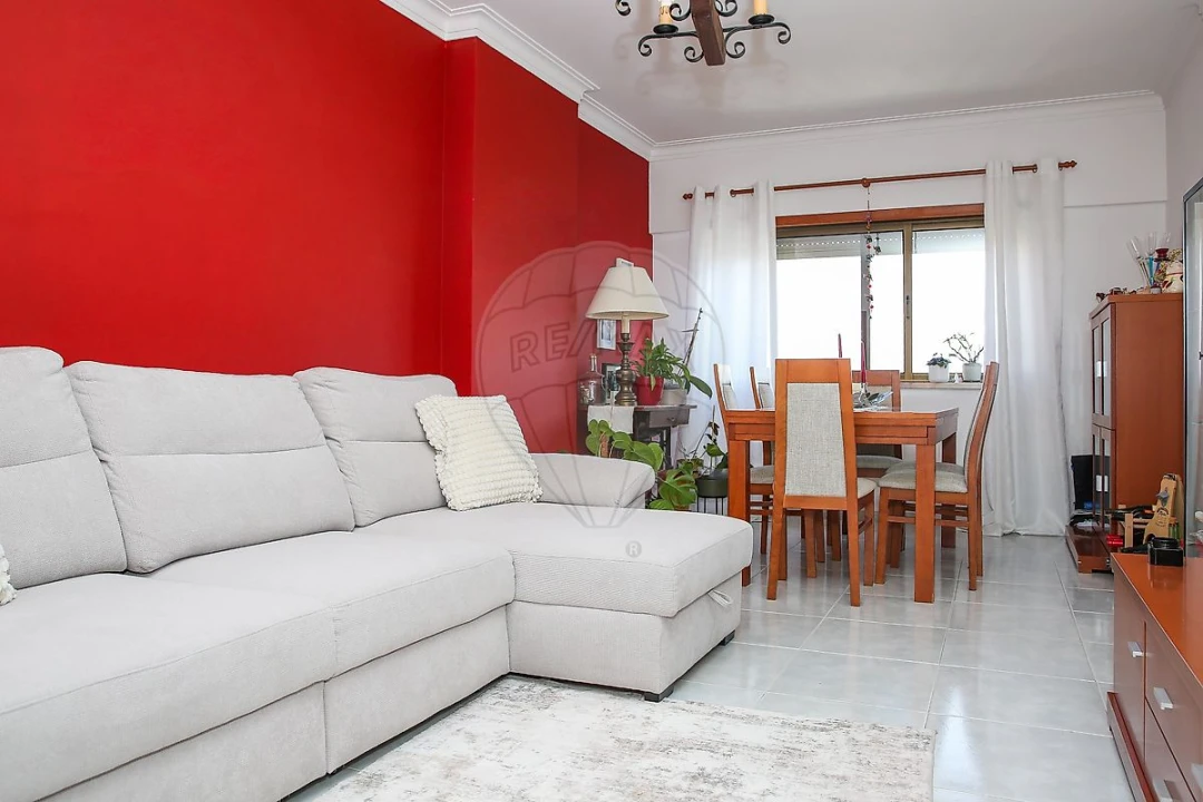 Apartamento T2 para Venda em Cacém e São Marcos Foto 4