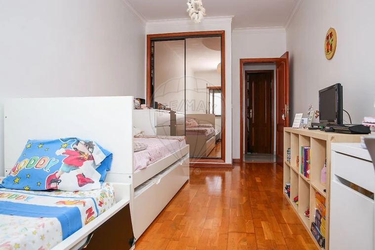 Apartamento T2 para Venda em Cacém e São Marcos Foto 18