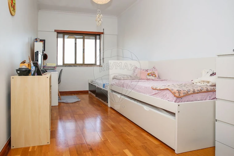 Apartamento T2 para Venda em Cacém e São Marcos Foto 17
