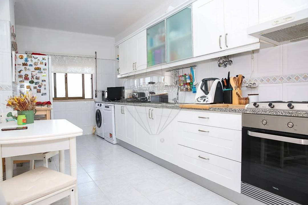 Apartamento T2 para Venda em Cacém e São Marcos Foto 7