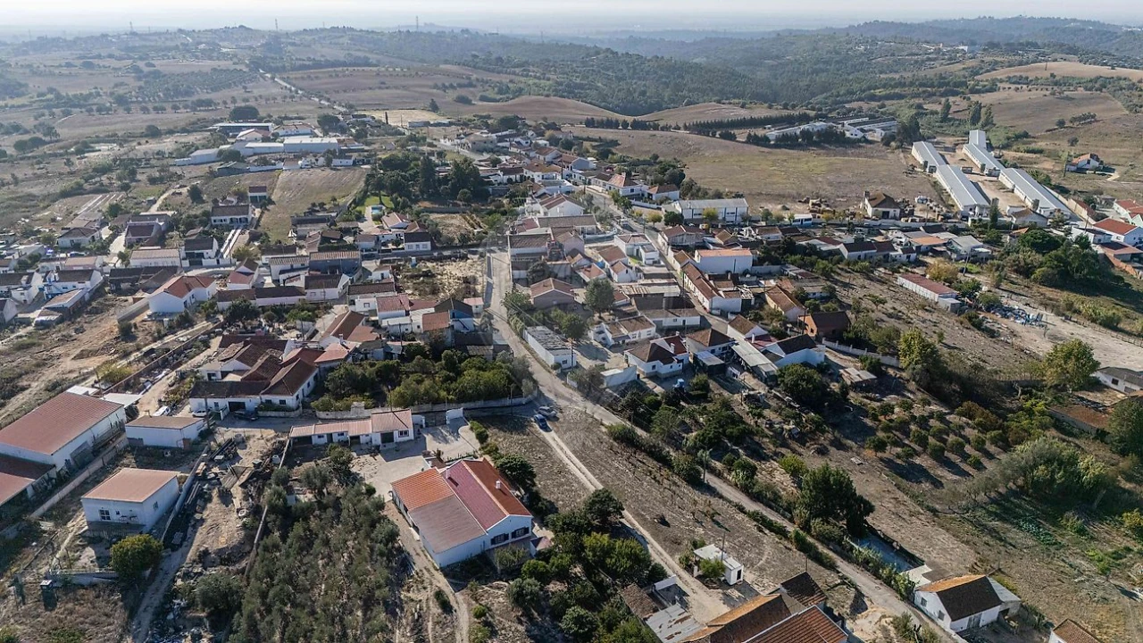 Moradia T2 para Venda em Pontevel Foto 33