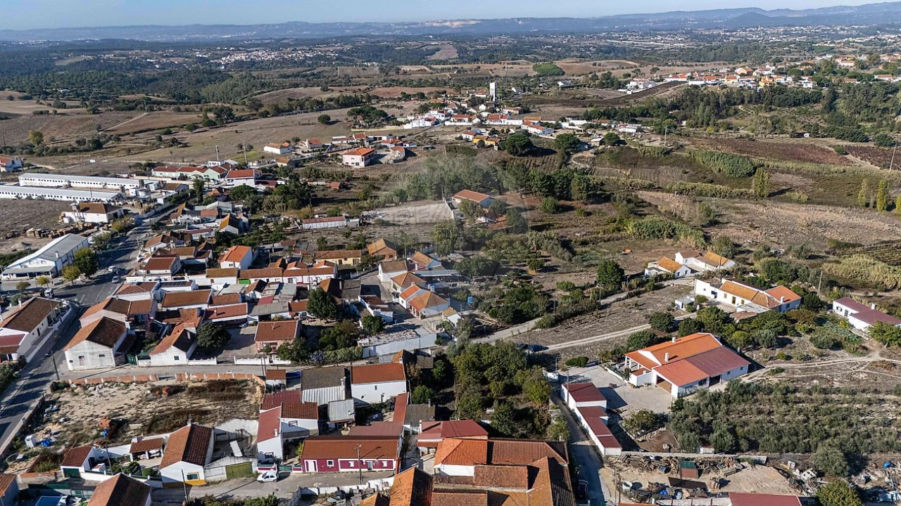 Moradia T2 para Venda em Pontevel Foto 29