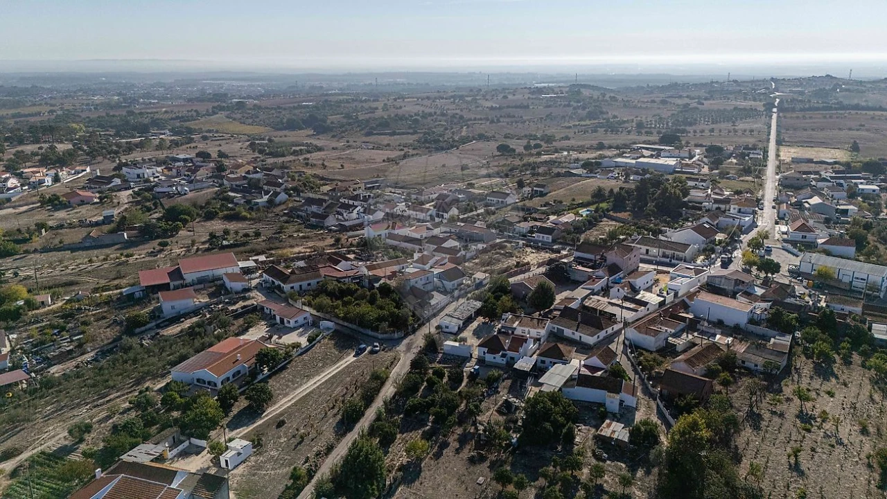 Moradia T2 para Venda em Pontevel Foto 30