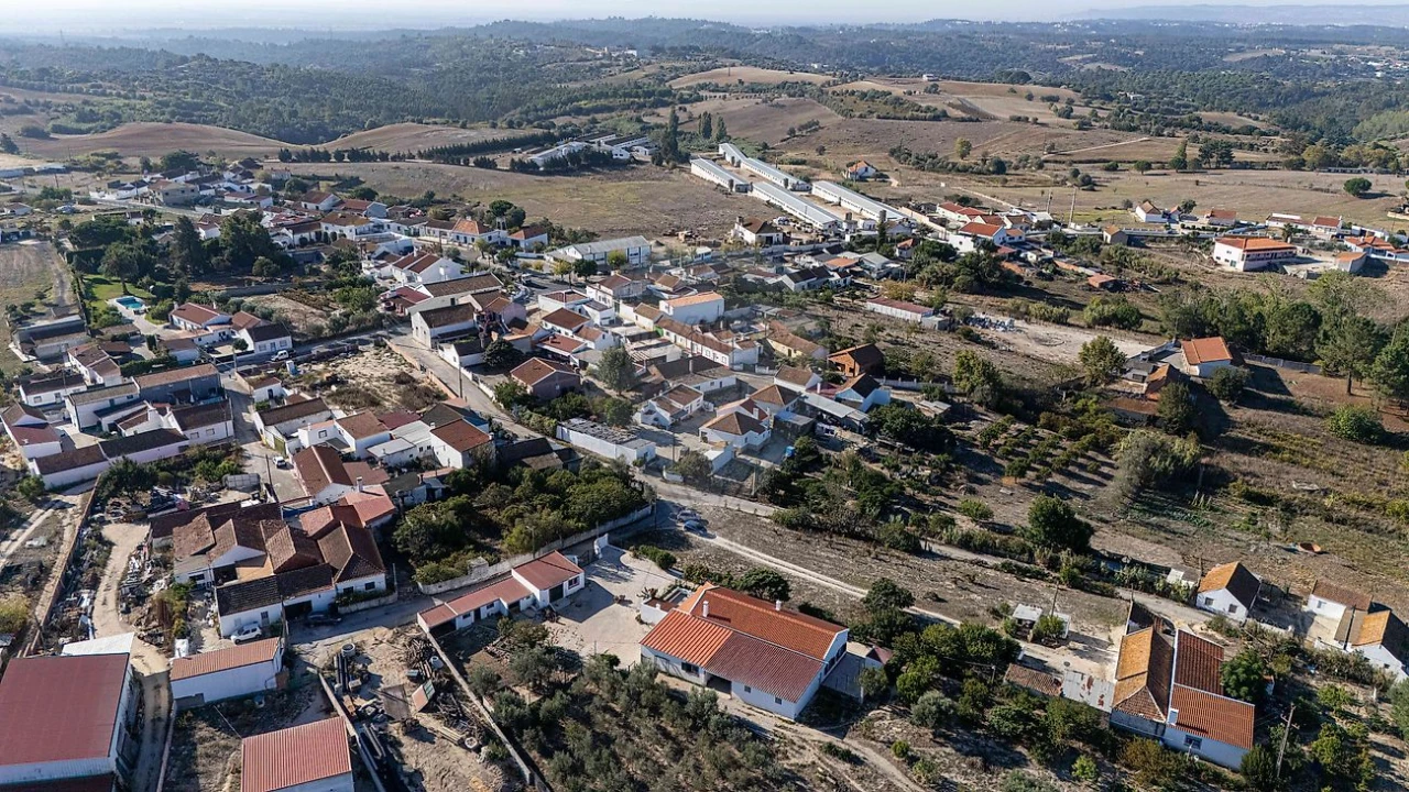Moradia T2 para Venda em Pontevel Foto 32