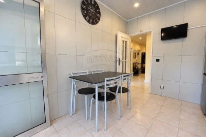 Apartamento T2 para Venda em Cidade da Maia