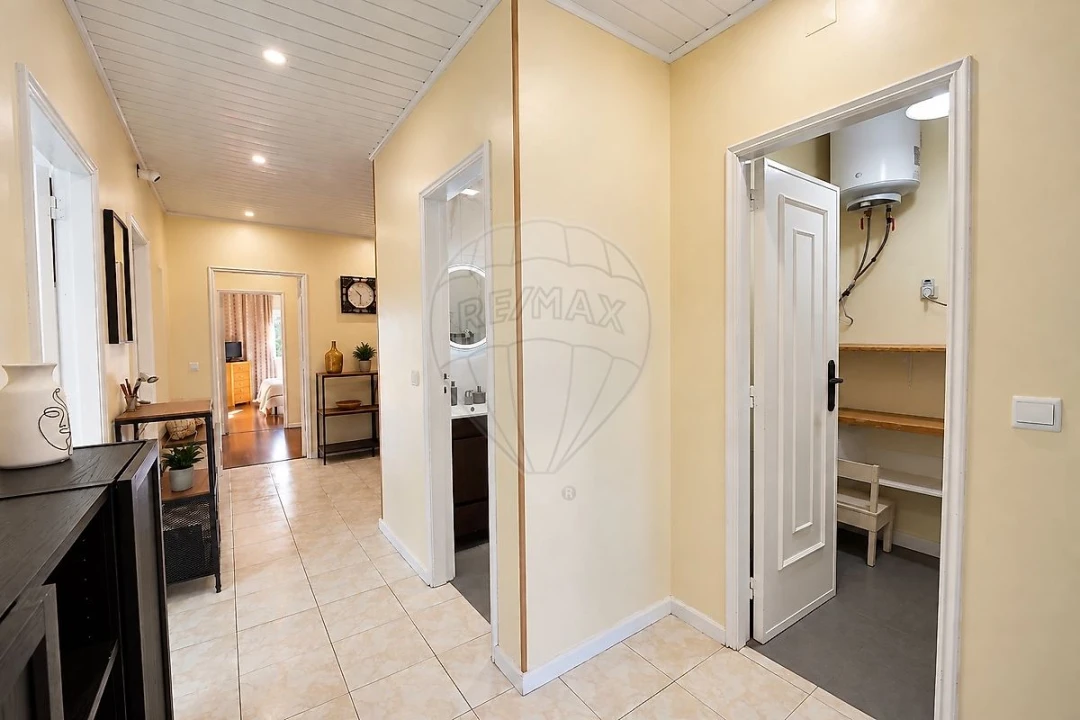 Apartamento T2 para Venda em Cidade da Maia Foto 19