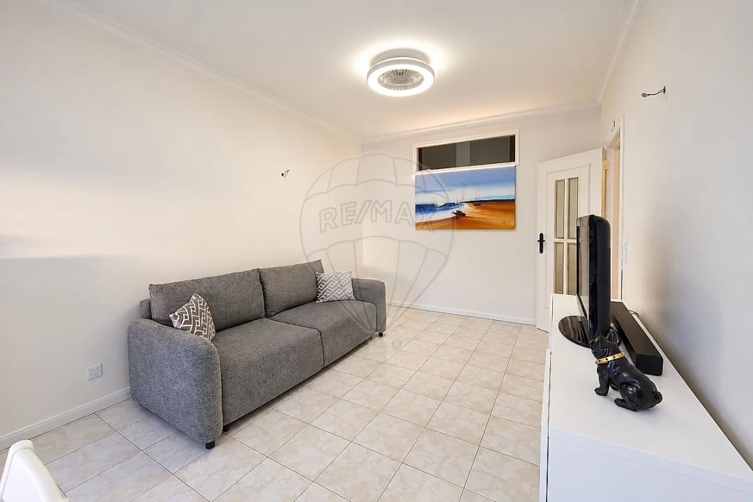Apartamento T2 para Venda em Cidade da Maia Foto 14