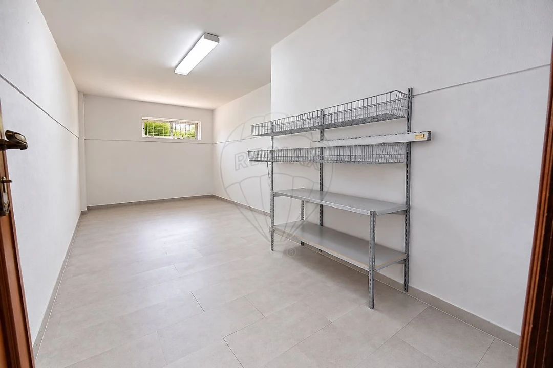 Apartamento T2 para Venda em Cidade da Maia Foto 31