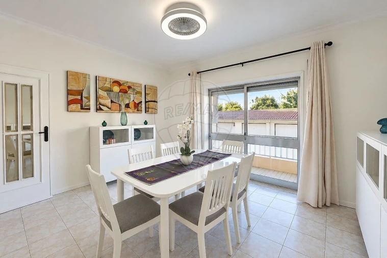 Apartamento T2 para Venda em Cidade da Maia Foto 15