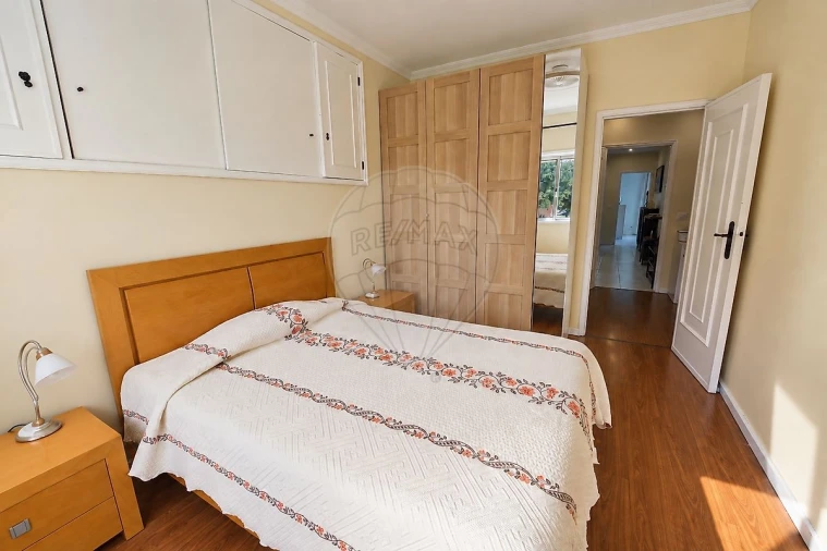 Apartamento T2 para Venda em Cidade da Maia Foto 27