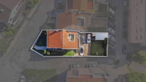 Moradia T4 para Venda em Mafamude e Vilar do Paraíso