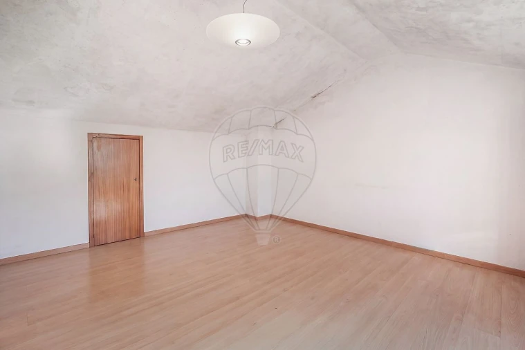 Moradia T4 para Venda em Mafamude e Vilar do Paraíso Foto 22
