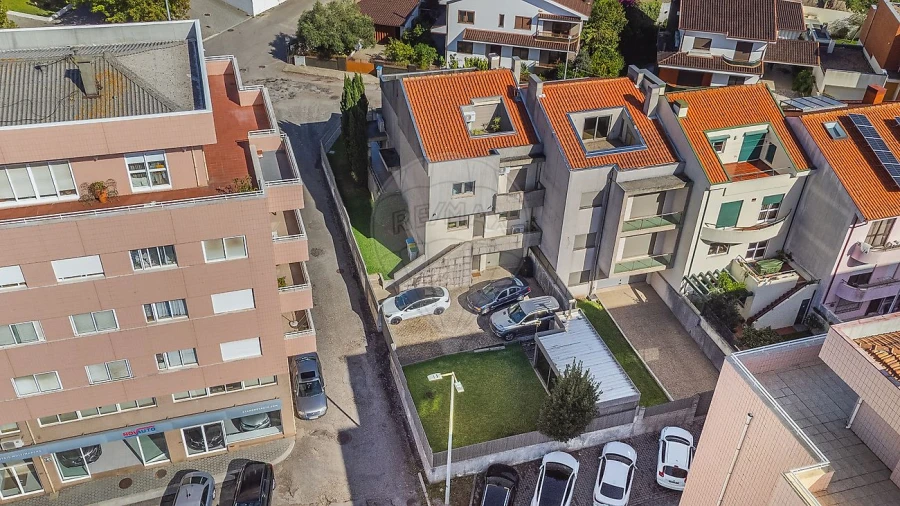 Moradia T4 para Venda em Mafamude e Vilar do Paraíso Foto 42