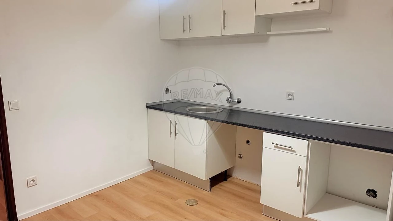 Apartamento T2 para Venda em Constance Foto 2