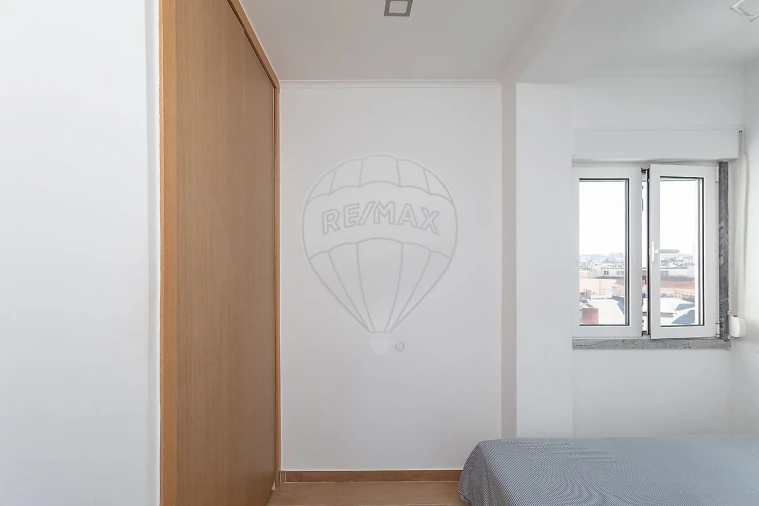 Apartamento T2 para Venda em Mina de Água Foto 9