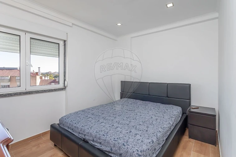 Apartamento T2 para Venda em Mina de Água Foto 11