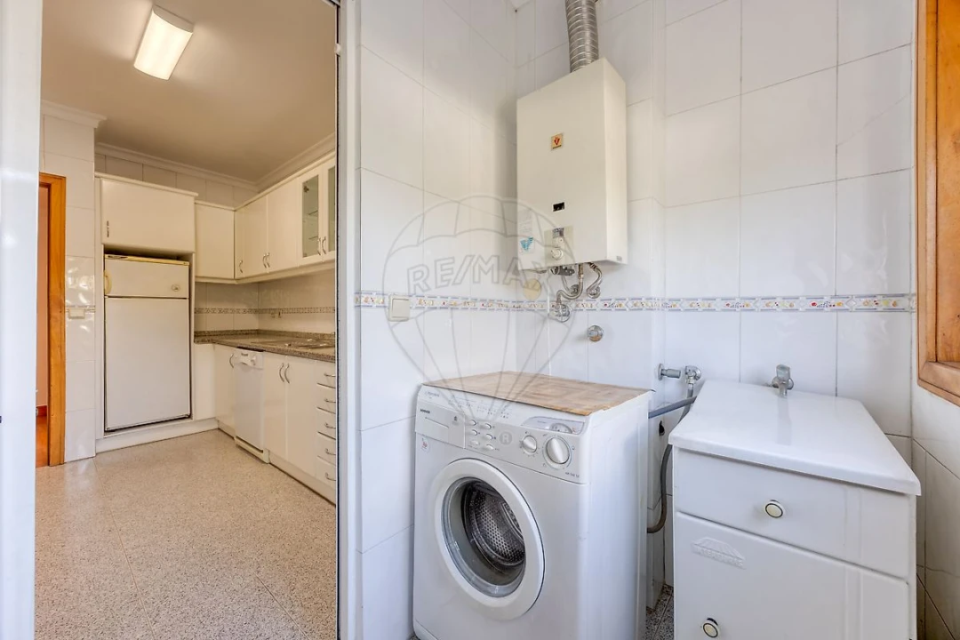 Apartamento T2 para Arrendamento em Alfena Foto 8