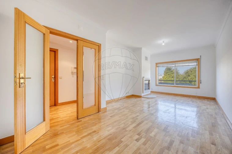 Apartamento T2 para Arrendamento em Alfena Foto 4