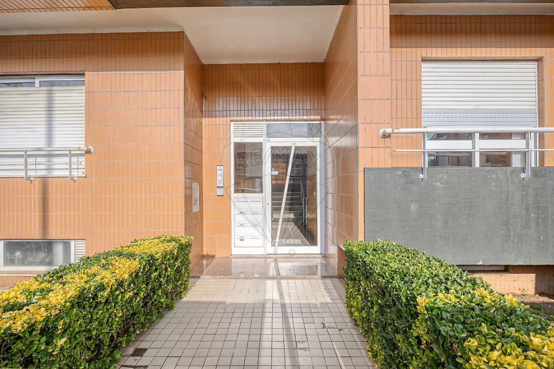 Apartamento T2 para Arrendamento em Alfena Foto 27