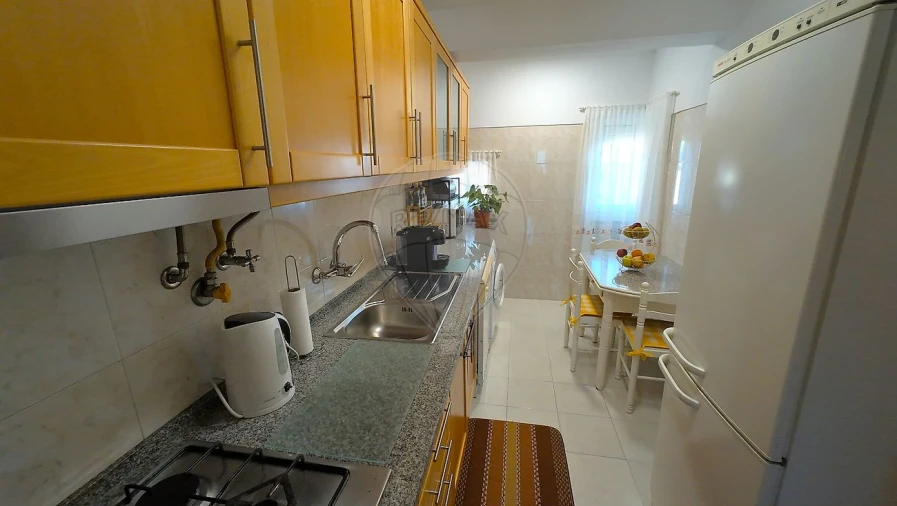 Apartamento T3 para Venda em Caparica e Trafaria Foto 4