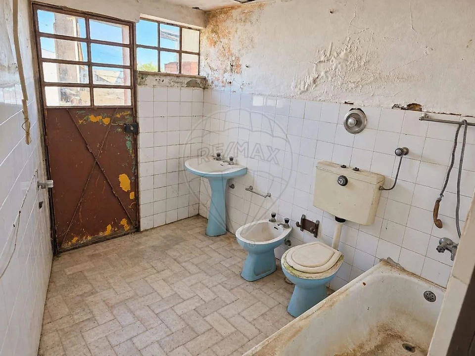 Moradia T2 para Venda em Almargem do Bispo, Pêro Pinheiro e Montelavar Foto 10