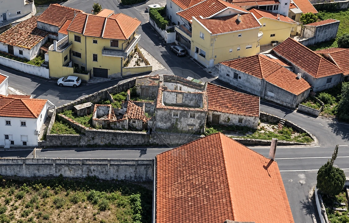 Moradia T4 para Venda em Almargem do Bispo, Pêro Pinheiro e Montelavar Foto 4