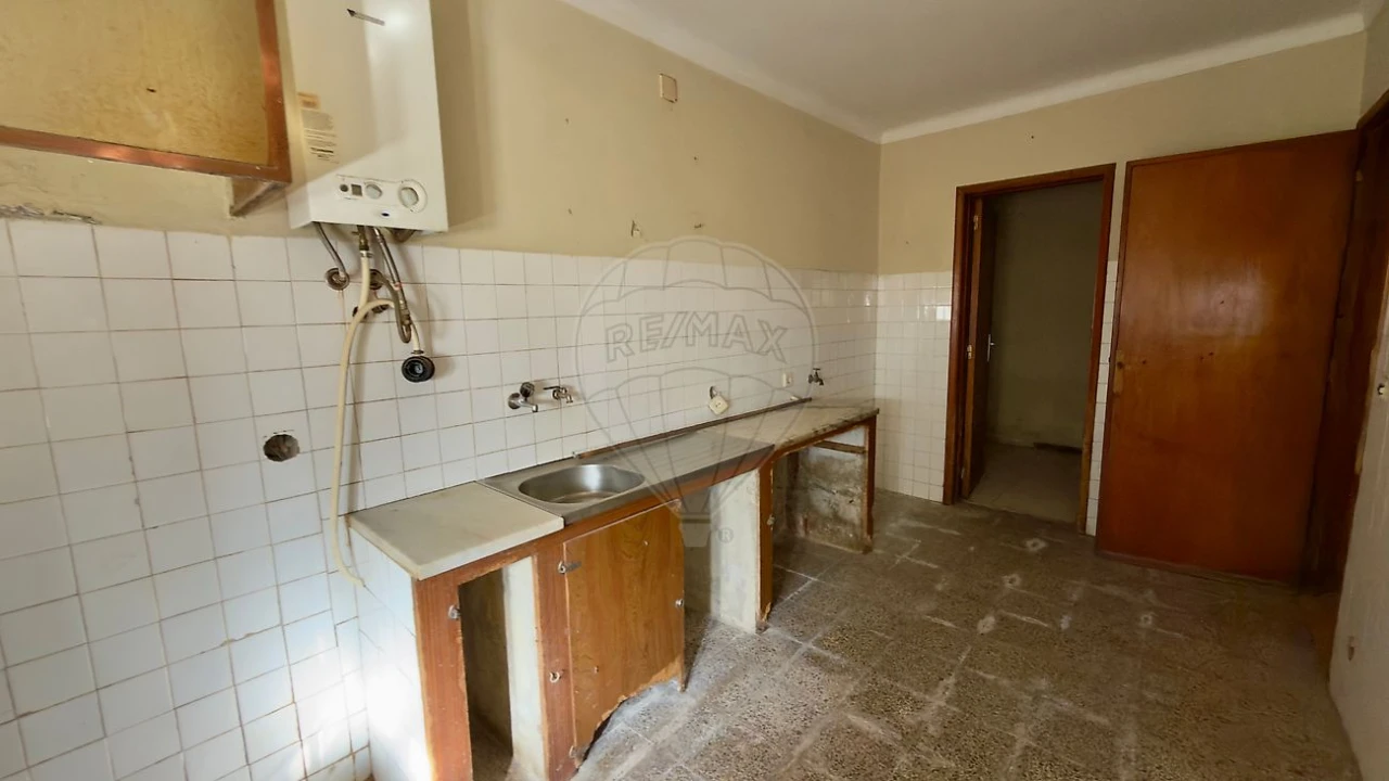 Prédio para Venda em Castelo Branco Foto 46