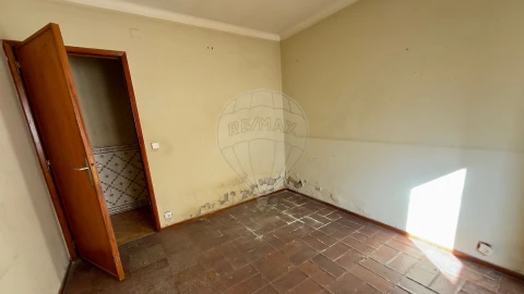 Prédio para Venda em Castelo Branco