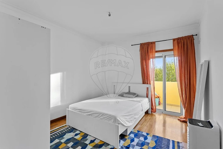 Apartamento T3 para Venda em Santa Iria de Azoia, São João da Talha e Bobadela Foto 21