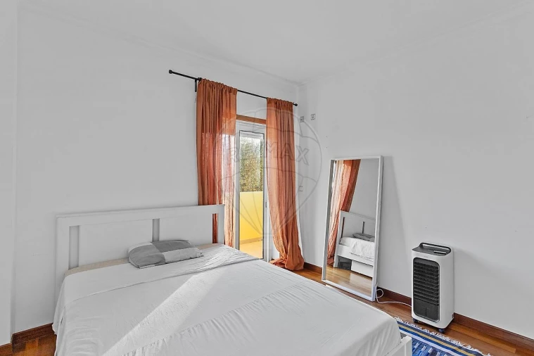 Apartamento T3 para Venda em Santa Iria de Azoia, São João da Talha e Bobadela Foto 23