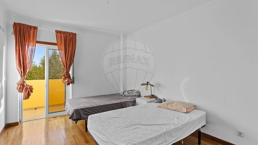 Apartamento T3 para Venda em Santa Iria de Azoia, São João da Talha e Bobadela