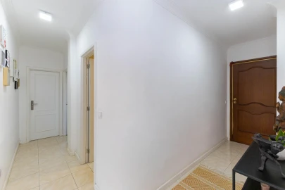 Apartamento T2 para Venda em Vilar de Andorinho