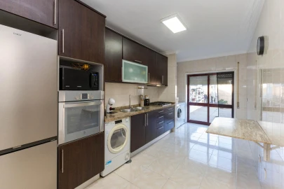 Apartamento T2 para Venda em Vilar de Andorinho