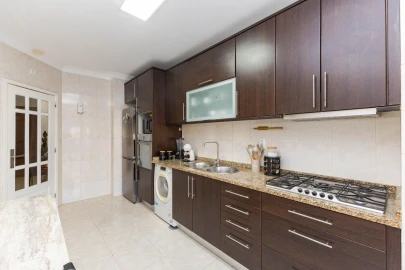 Apartamento T2 para Venda em Vilar de Andorinho