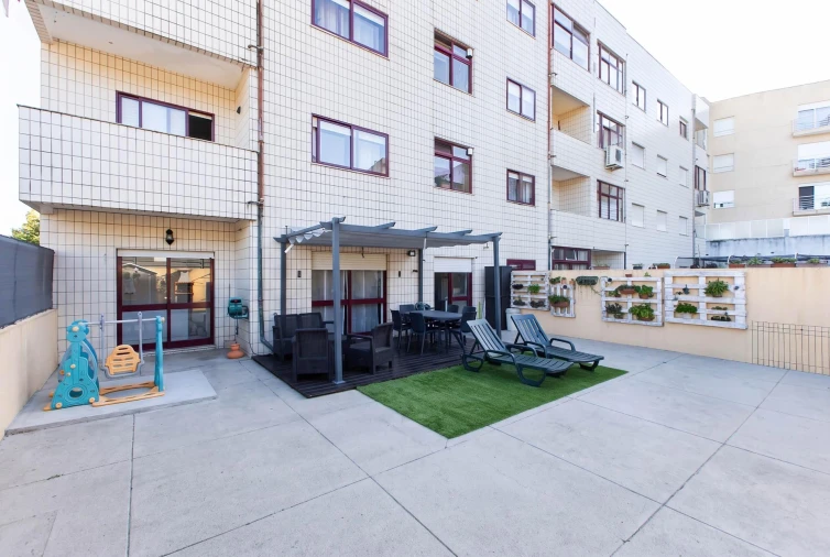 Apartamento T2 para Venda em Vilar de Andorinho Foto 17