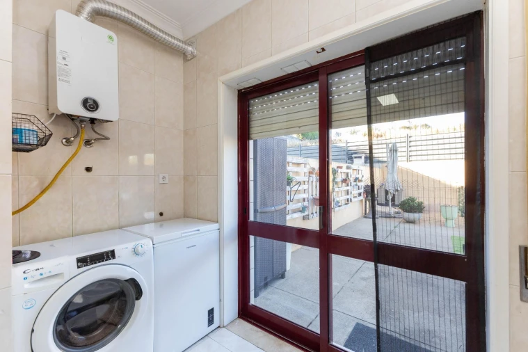 Apartamento T2 para Venda em Vilar de Andorinho Foto 8