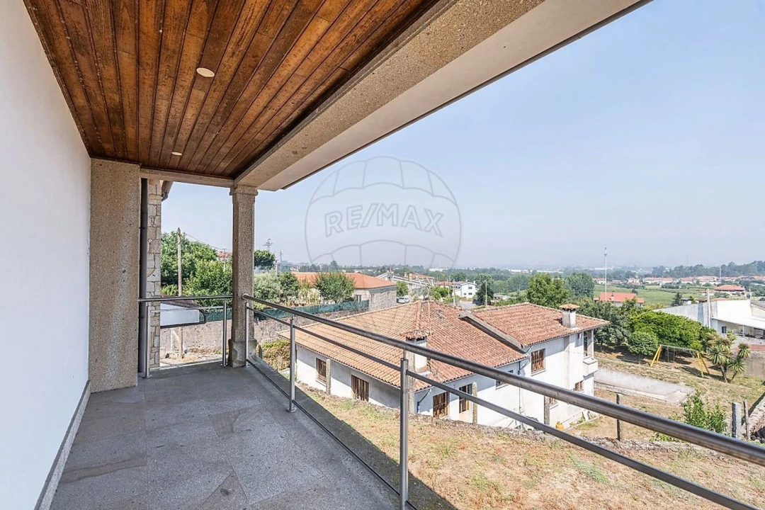 Moradia T4 para Venda em Adaufe Foto 31