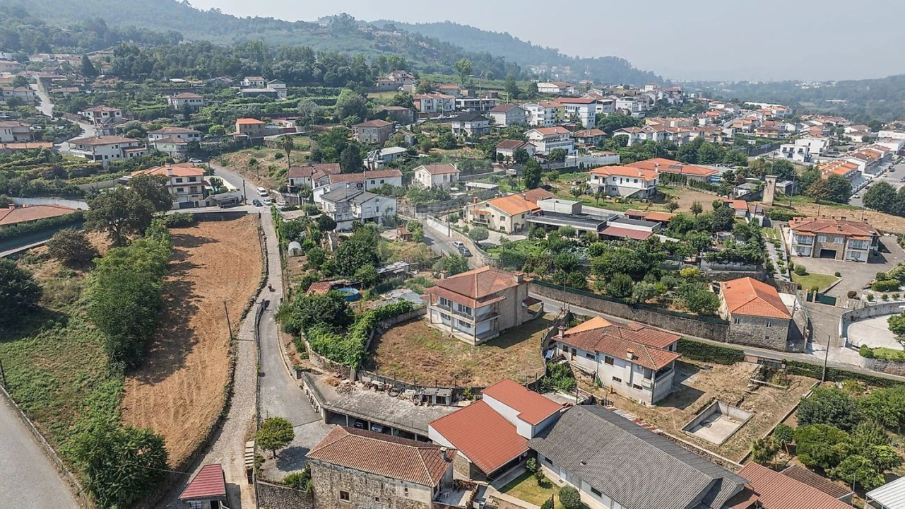 Moradia T4 para Venda em Adaufe Foto 5